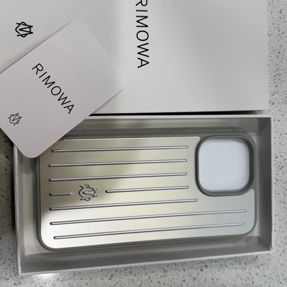 RIMOWA Metallic Phone Case